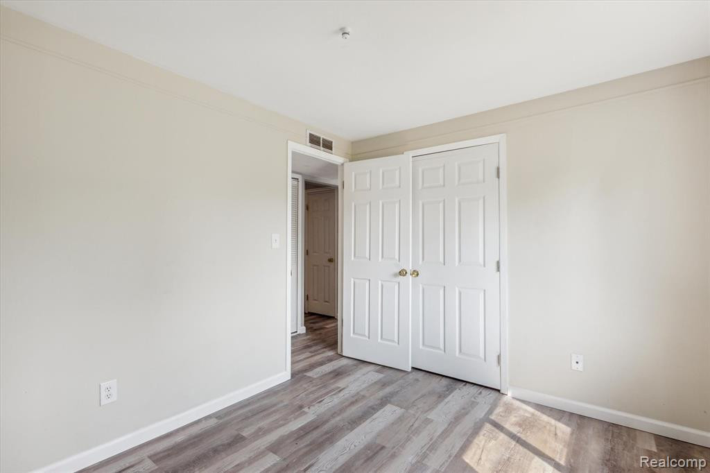 3 Faust, Ann Arbor, MI 48108 — Photo 17