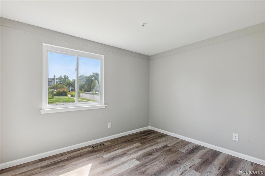 3 Faust, Ann Arbor, MI 48108 — Photo 20