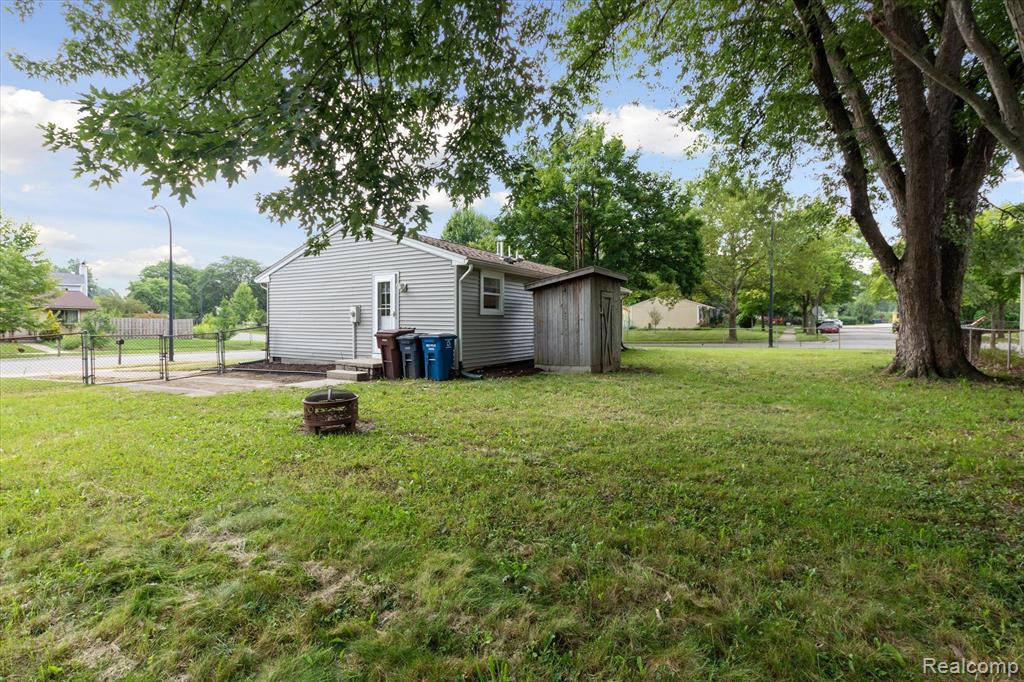 3 Faust, Ann Arbor, MI 48108 — Photo 34