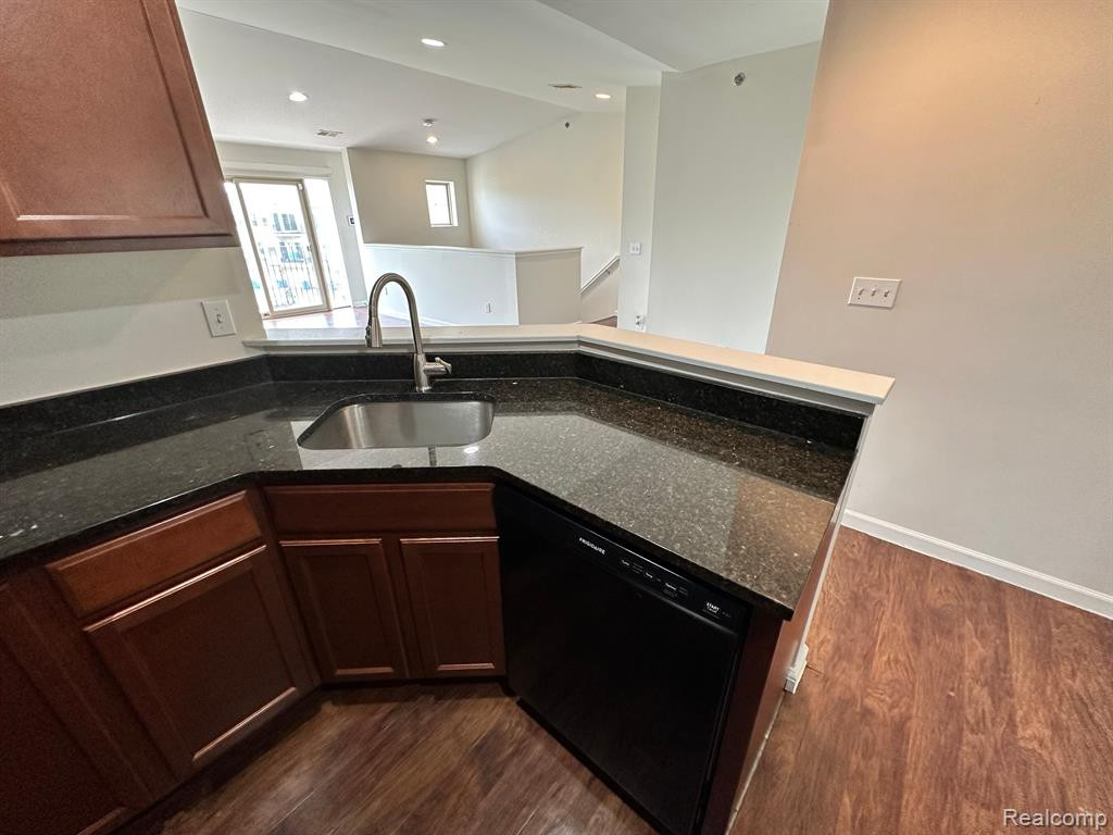 408 LEGATO Drive, Walled Lake, MI 48390 — Photo 9