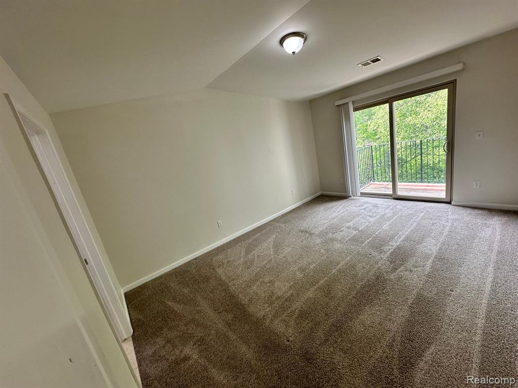 408 LEGATO Drive, Walled Lake, MI 48390 — Photo 11