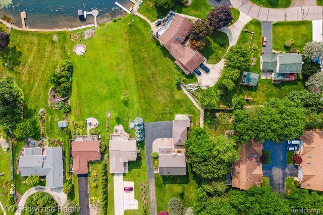 2547 S COMMERCE Road, Wolverine Lake, MI 48390 — Photo 52