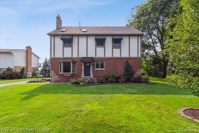 2547 S COMMERCE Road, Wolverine Lake, MI 48390 — Photo 68