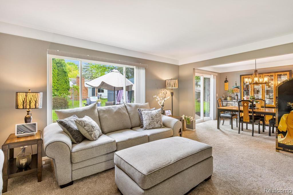 4137 CAMBRIDGE CRESCENT, Troy, MI 48085 — Photo 4