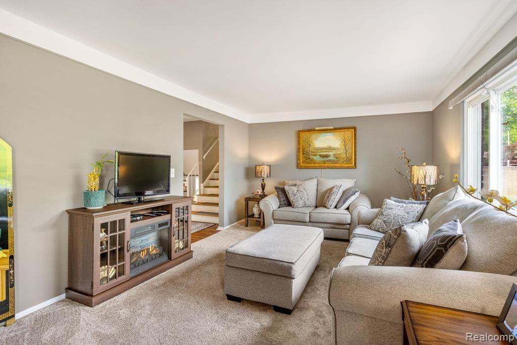 4137 CAMBRIDGE CRESCENT, Troy, MI 48085 — Photo 5