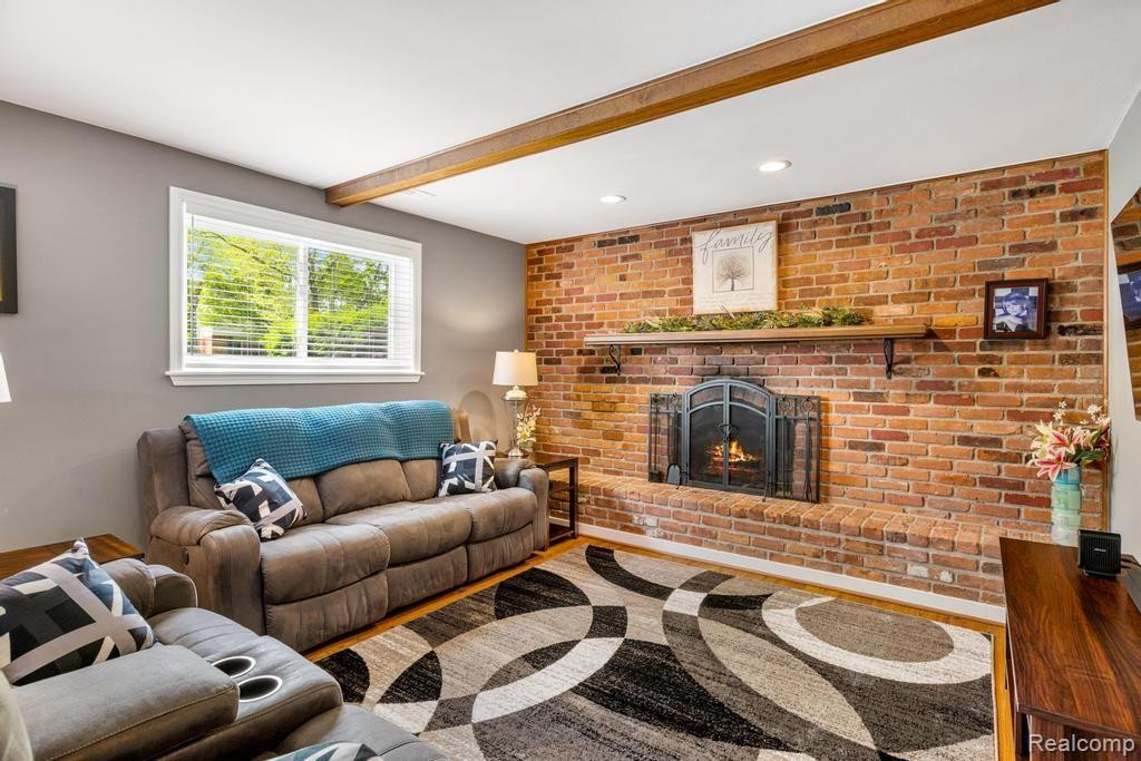 4137 CAMBRIDGE CRESCENT, Troy, MI 48085 — Photo 17