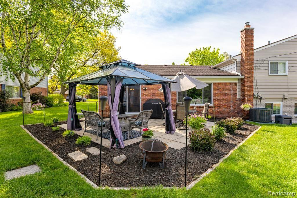 4137 CAMBRIDGE CRESCENT, Troy, MI 48085 — Photo 24