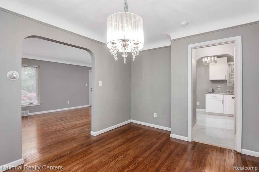 4121 SOMERSET Avenue, Detroit, MI 48224 — Photo 3