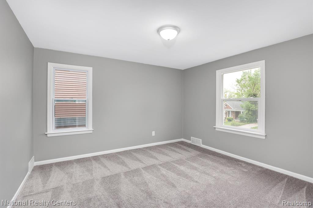 4121 SOMERSET Avenue, Detroit, MI 48224 — Photo 10