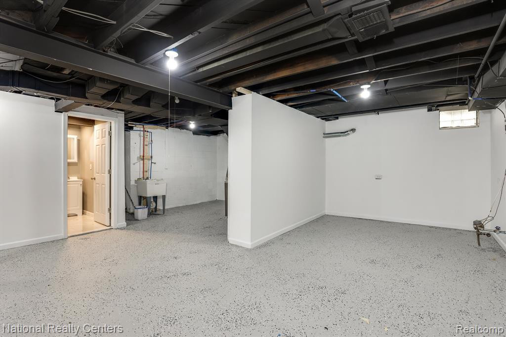 4121 SOMERSET Avenue, Detroit, MI 48224 — Photo 14