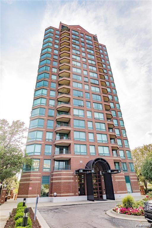 3320 SPINNAKER Lane, 7F, Detroit, MI 48207 — front exterior