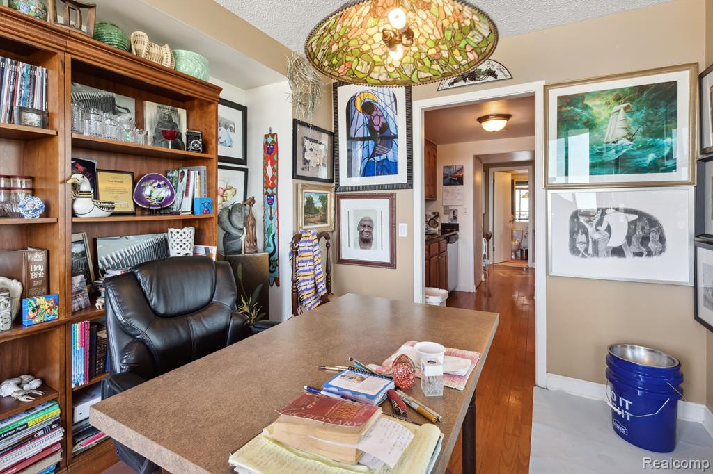 3320 SPINNAKER Lane, 7F, Detroit, MI 48207 — Photo 9