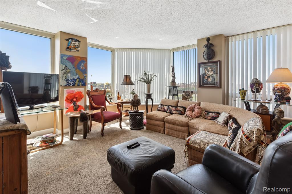 3320 SPINNAKER Lane, 7F, Detroit, MI 48207 — Photo 15
