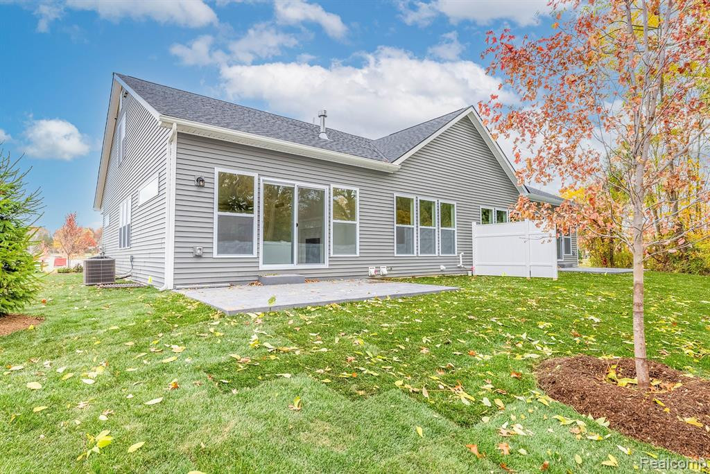 712 Ander Lane, 82, White Lake, MI — Photo 26