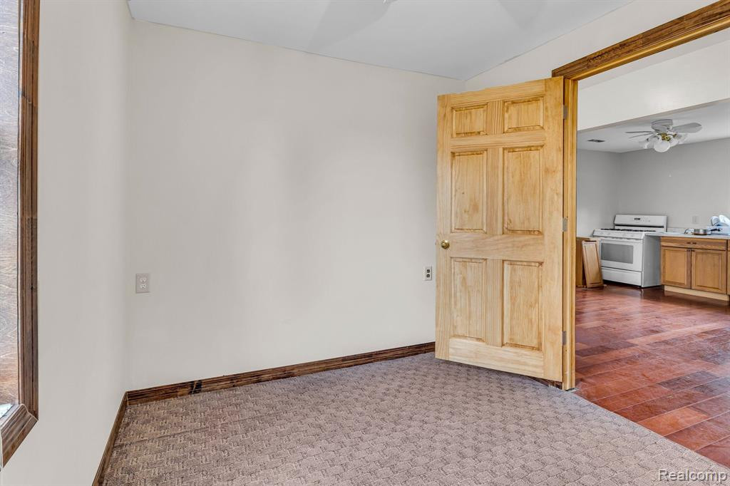 8096 WASHINGTON Street, Melvin, MI 48454 — Photo 12