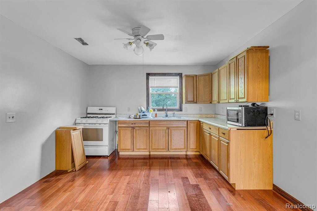 8096 WASHINGTON Street, Melvin, MI 48454 — Photo 15