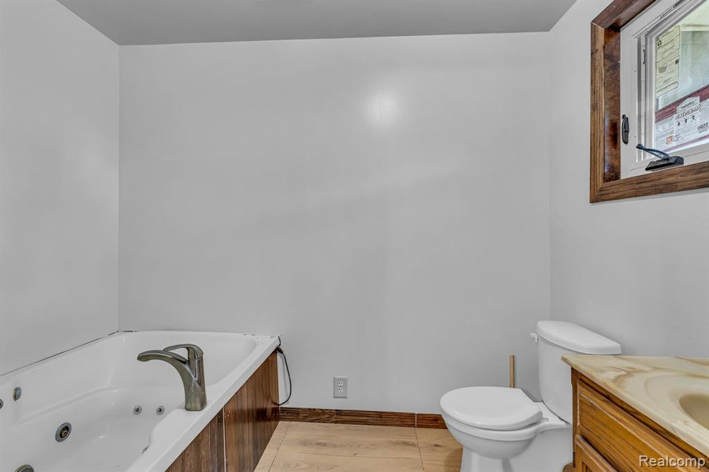 8096 WASHINGTON Street, Melvin, MI 48454 — Photo 20