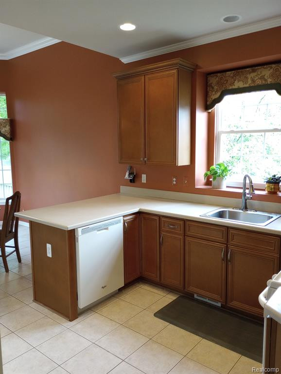 4099 FOREST BRIDGE Drive, Canton, MI 48188 — Photo 9