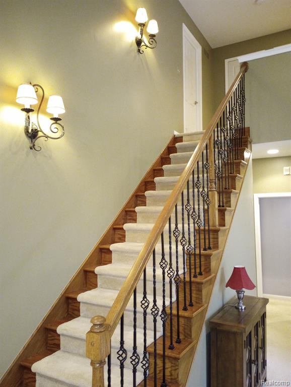 4099 FOREST BRIDGE Drive, Canton, MI 48188 — Photo 10