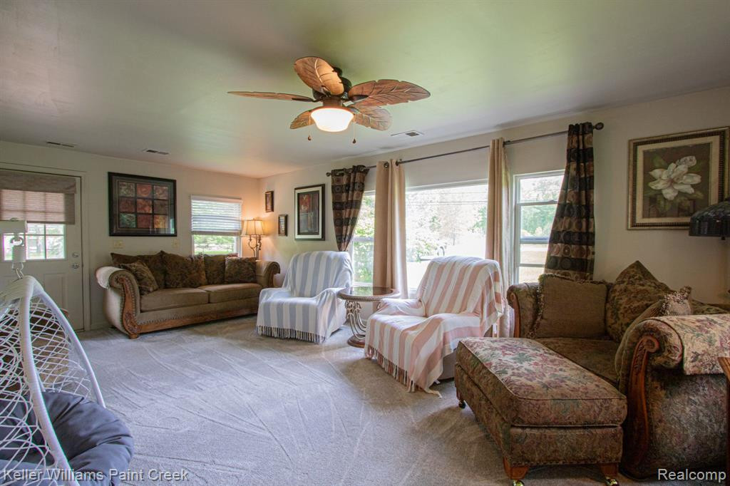 7648 LAPEER Road, Kenockee, MI 48006 — Photo 2