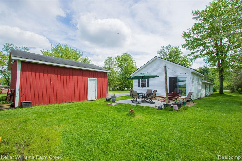 7648 LAPEER Road, Kenockee, MI 48006 — Photo 25
