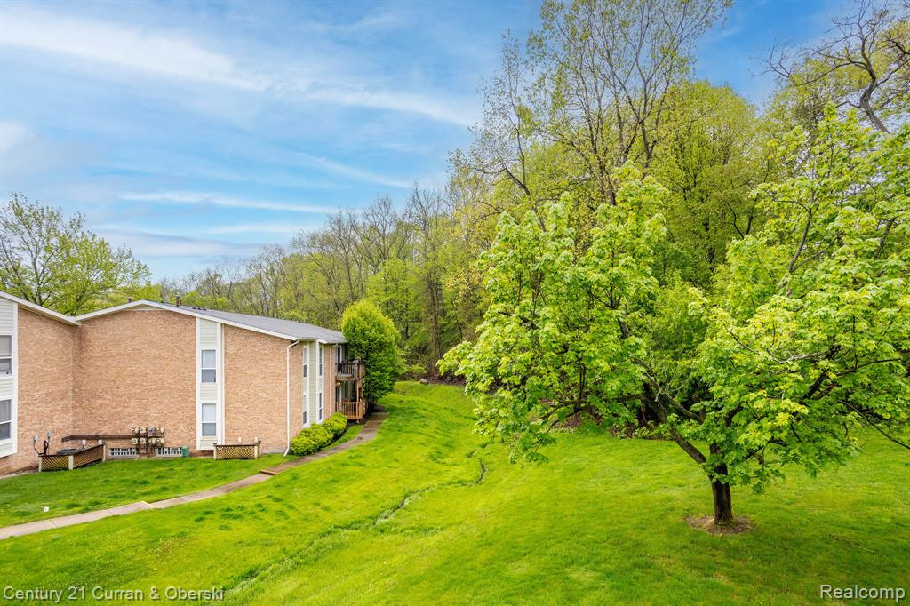 735 RANDOLPH Street, Northville, MI 48167 — Photo 13