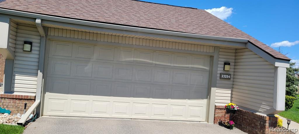 23254 REYNARD Drive, Southfield, MI 48034 — Photo 14
