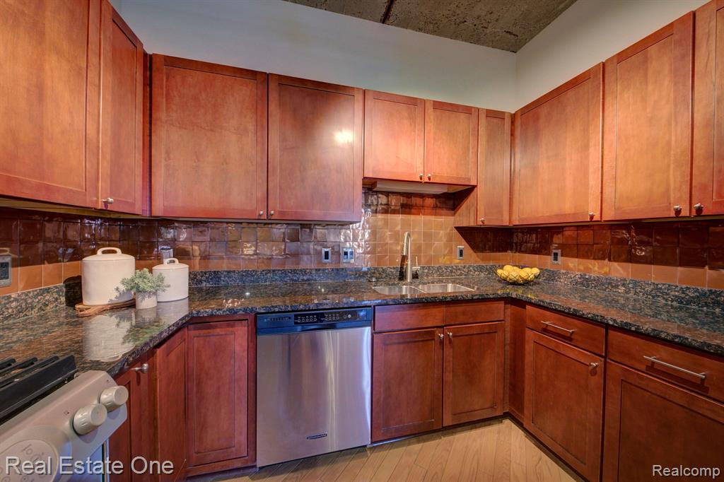 315 2ND Street, Unit #410, Ann Arbor, MI 48103 — Photo 19