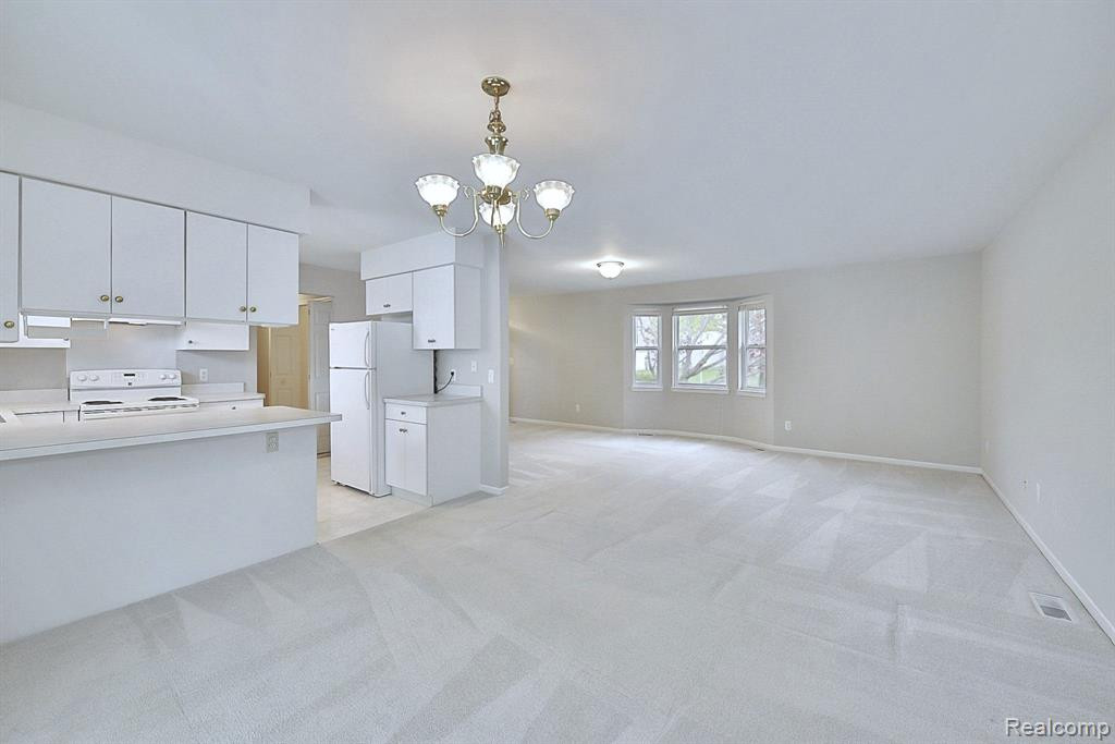 1450 MIDDLEWOOD Drive, Saline, MI 48176 — Photo 11