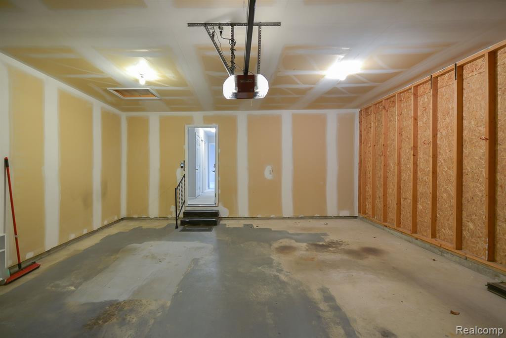 1450 MIDDLEWOOD Drive, Saline, MI 48176 — Photo 21