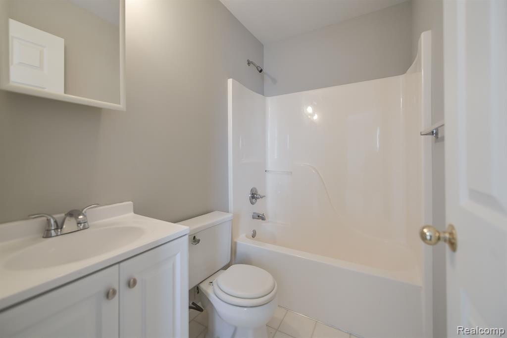 1450 MIDDLEWOOD Drive, Saline, MI 48176 — Photo 25