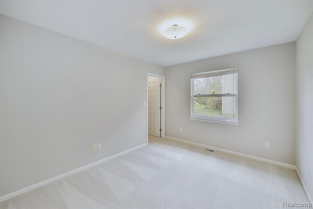 1450 MIDDLEWOOD Drive, Saline, MI 48176 — Photo 28