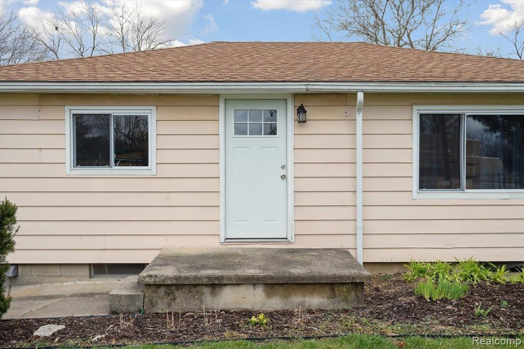 897 OAK Street, Lennon Vlg, MI 48449 — Photo 5