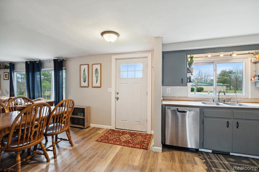 897 OAK Street, Lennon Vlg, MI 48449 — Photo 9