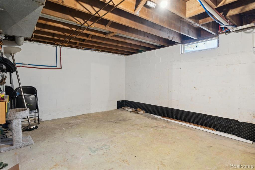 897 OAK Street, Lennon Vlg, MI 48449 — Photo 24