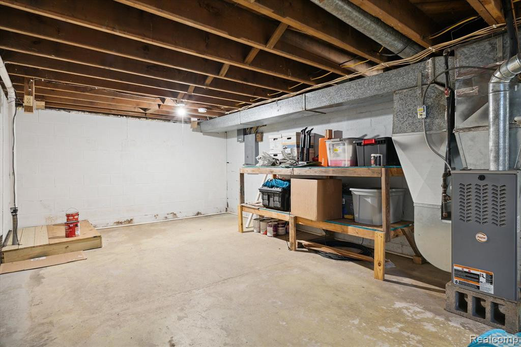 897 OAK Street, Lennon Vlg, MI 48449 — Photo 25