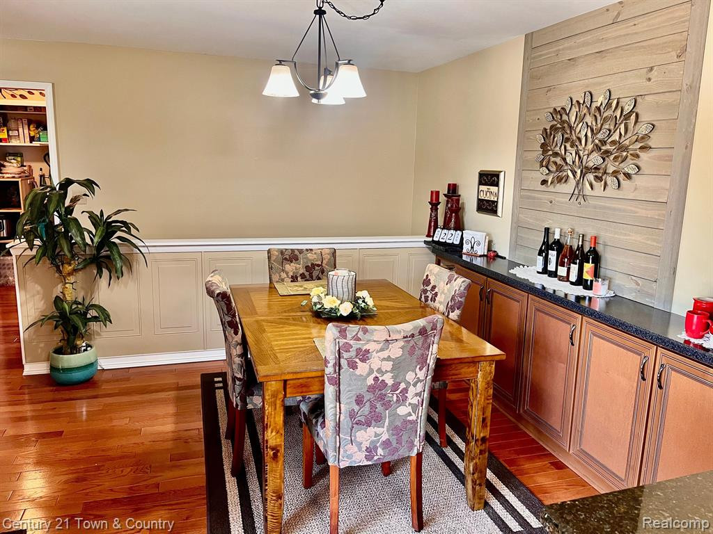 2855 ROUNDTREE Drive, 104L, Troy, MI 48083 — Photo 10