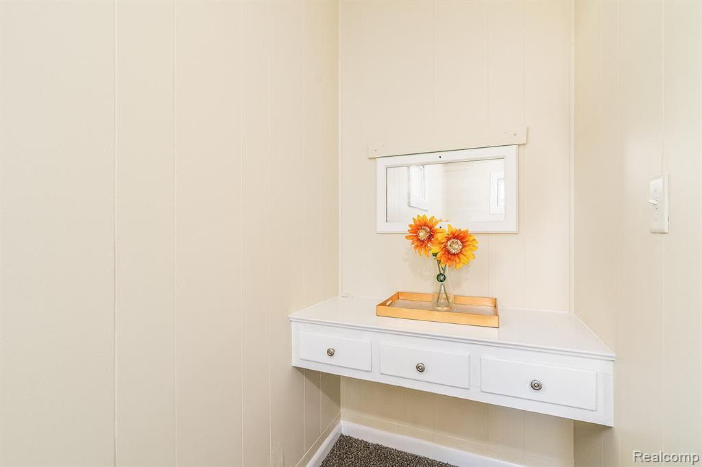 71 W WABASH Avenue, Belleville, MI 48111 — Photo 18