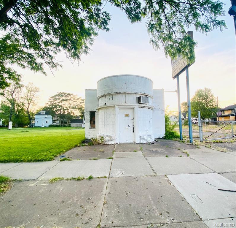 4158 W JEFFERSON Avenue, Ecorse, MI 48229 — front exterior