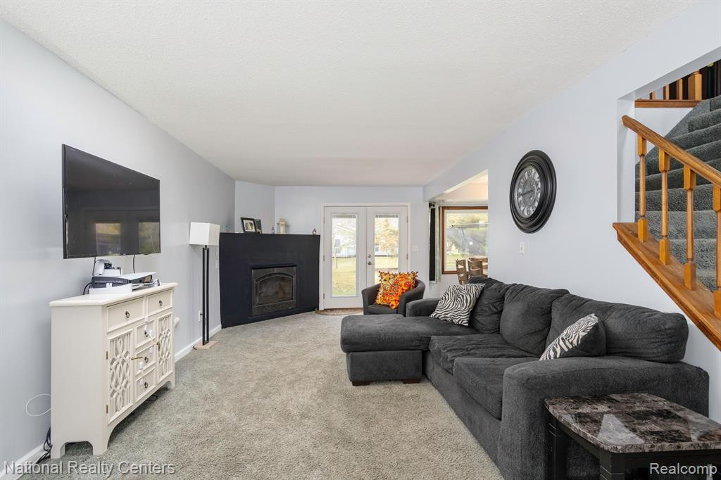 1129 RATHFON Circle, Saline, MI 48176 — Photo 3