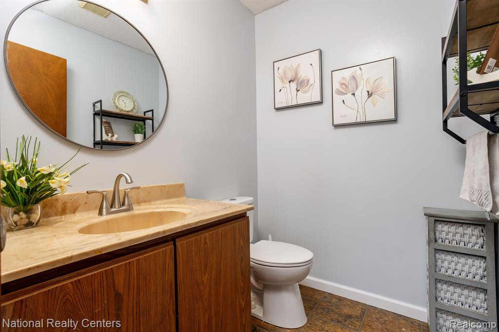 1129 RATHFON Circle, Saline, MI 48176 — Photo 11