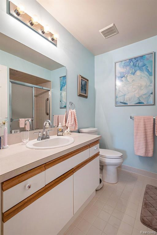 4237 BERKSHIRE Drive, Sterling Heights, MI 48314 — Photo 19