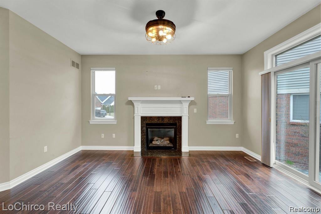 6736 BAKER, Shelby Twp, MI 48317 — Photo 15