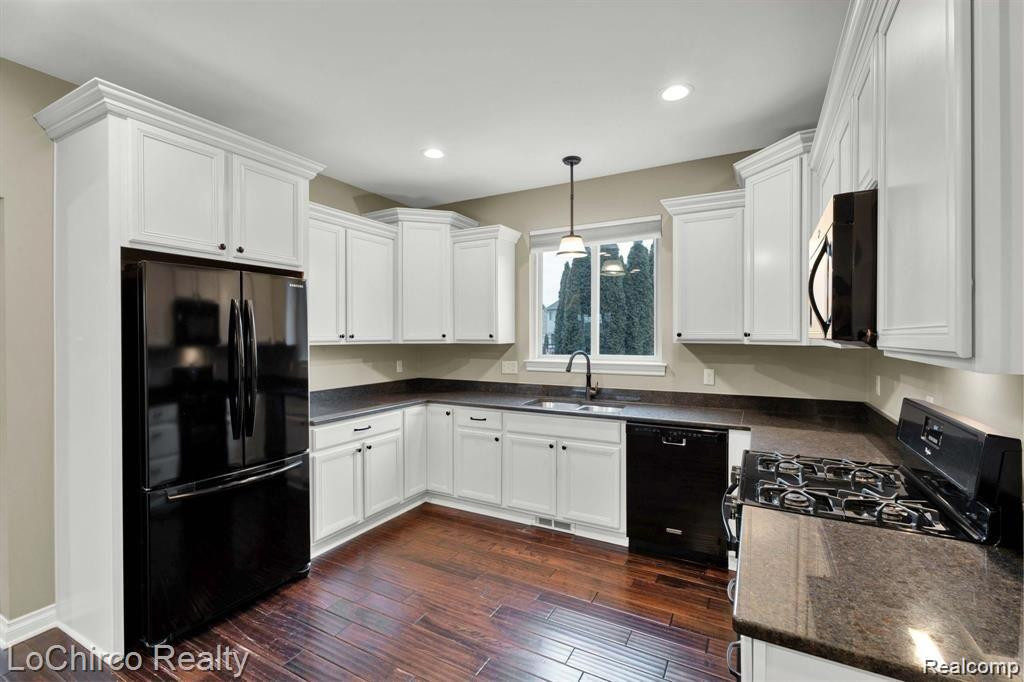 6736 BAKER, Shelby Twp, MI 48317 — Photo 20