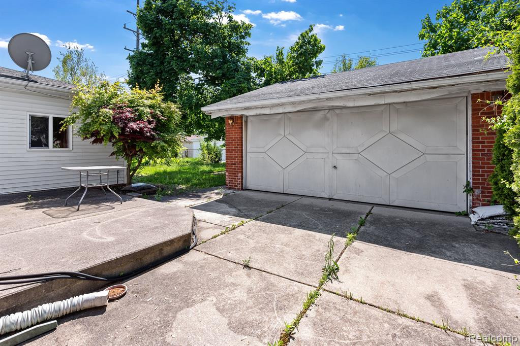 6551 SHADOWLAWN Street, Dearborn Heights, MI 48127 — Photo 28