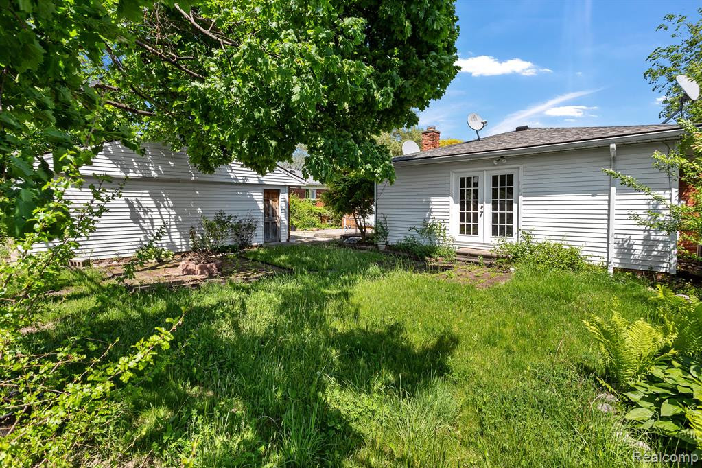 6551 SHADOWLAWN Street, Dearborn Heights, MI 48127 — Photo 32