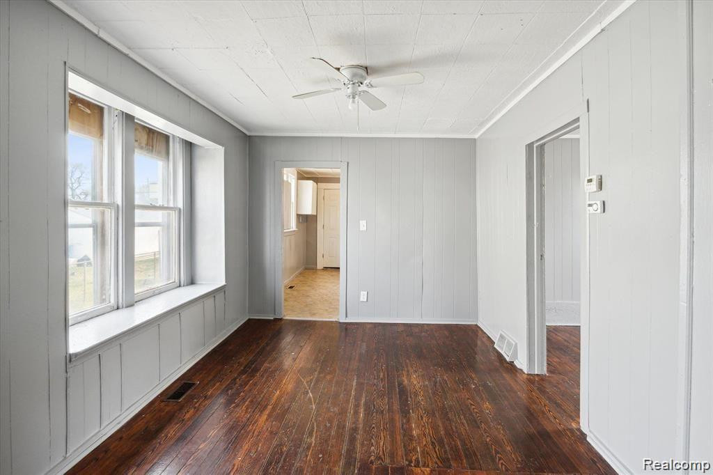 7068 FORD Avenue, Warren, MI 48091 — Photo 9