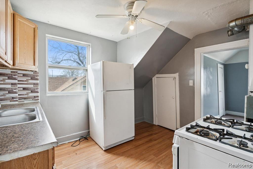 7068 FORD Avenue, Warren, MI 48091 — Photo 11