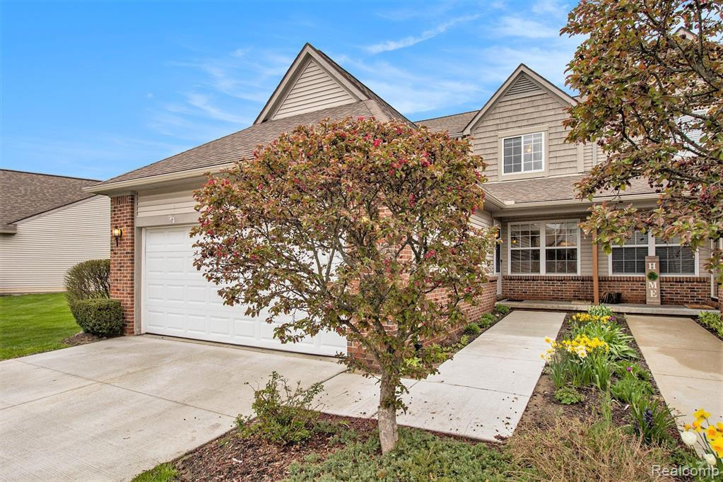 1568 MYRICA Lane, 6, Howell, MI 48855 — Photo 4