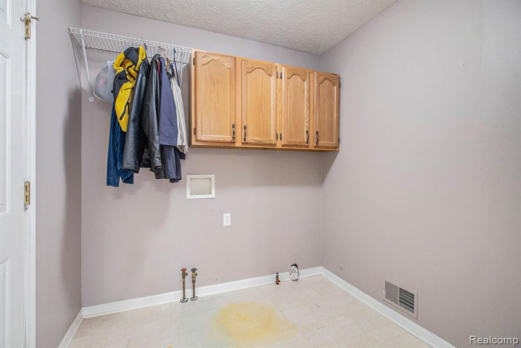 1568 MYRICA Lane, 6, Howell, MI 48855 — Photo 19